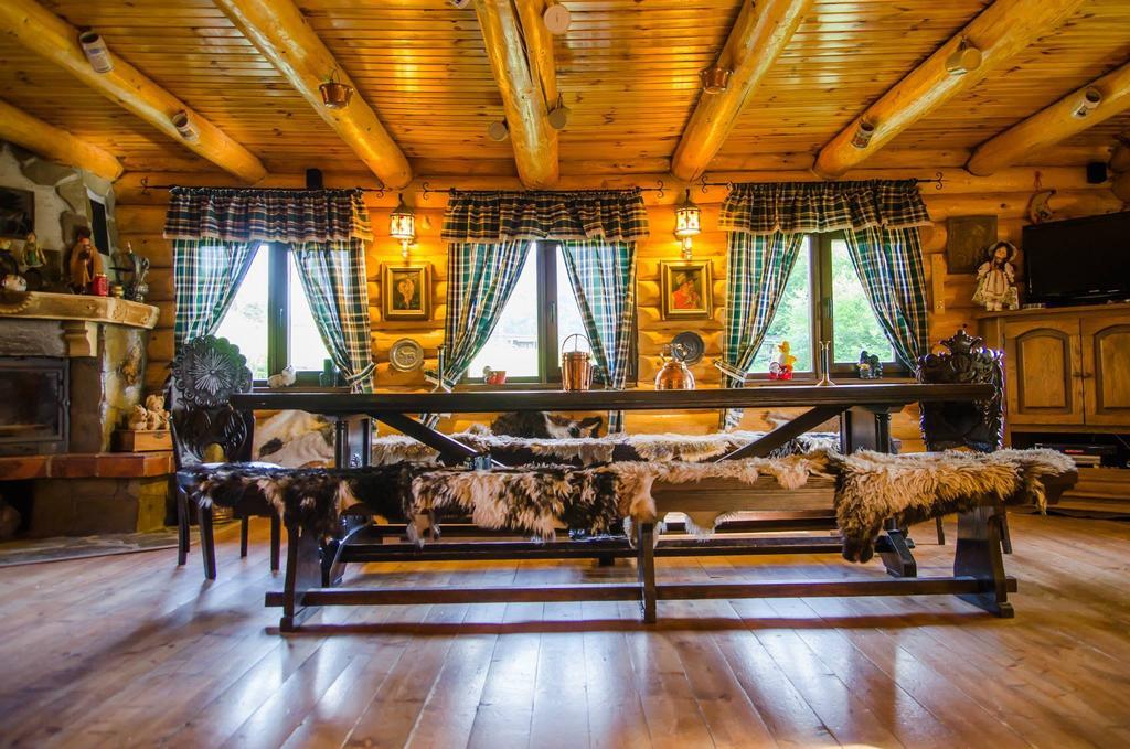 Cabana Vanatorului Rîşnov Esterno foto